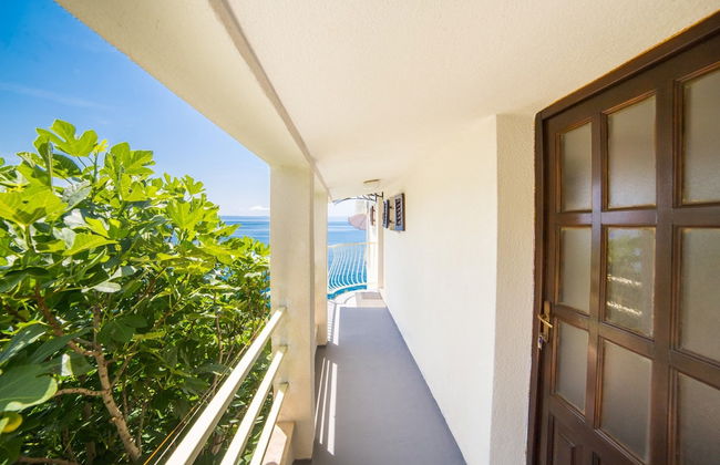 Apt Next to the Beach w Balcony and sea View - Foto 11