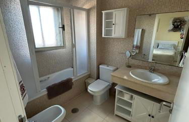 Magnifica ubicación ,amplio ,luminoso, a 50 m de la playa - Photo 41