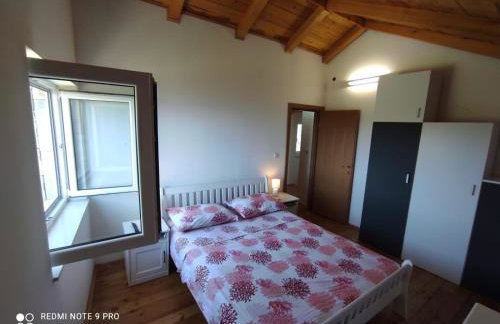 Rest house with jacuzzi Mili - Foto 9