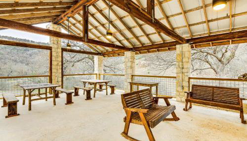 Fire Pit, Views Peaceful Texas Hill Country Cabin - Foto 2