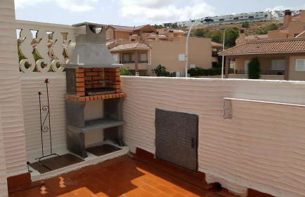 Bonita casa en urbanización privada muy cerca del mar y de Alicante - Foto 21