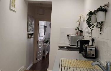 CityNights Studios with Free Parking - Foto 73