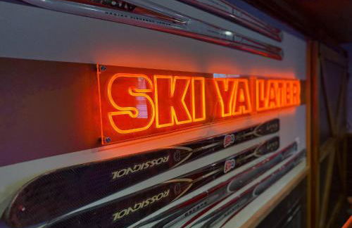 Family Retreat Sauna Hot Tub Games Peloton - Photo 30