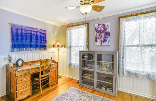 Granbury Home with Fire Pit, Walk to The Square! - Foto 12