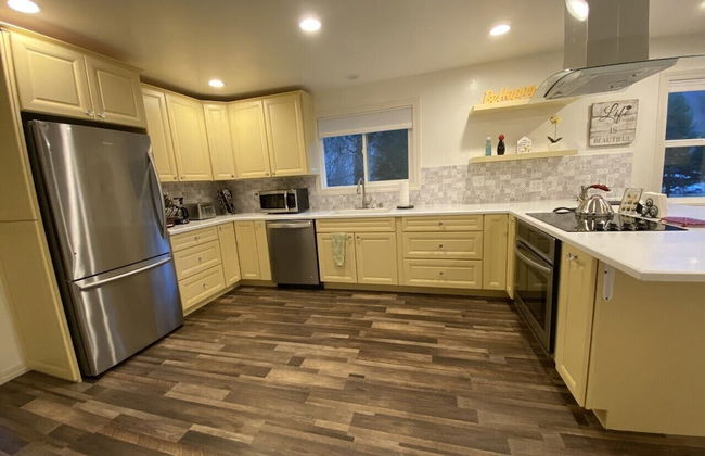 Strawhouse Resorts - Photo 33