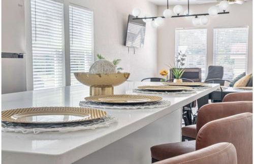 Spectacular Brand New 4br/2.5ba Near DT/ Riverwalk - Foto 15