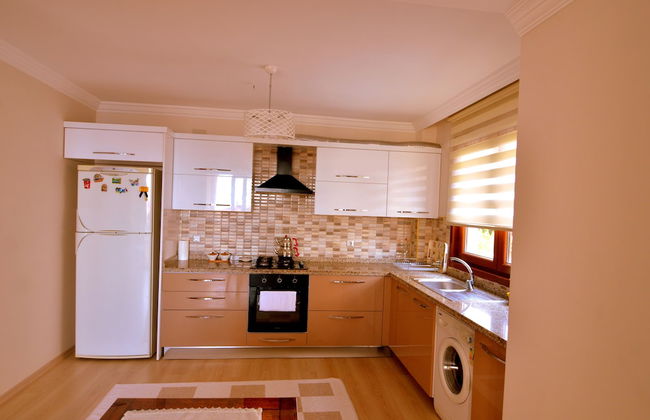 Elite Suite - Photo 6