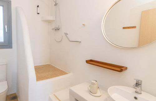 PANORMOS ART Beachfront Suites - Photo 77