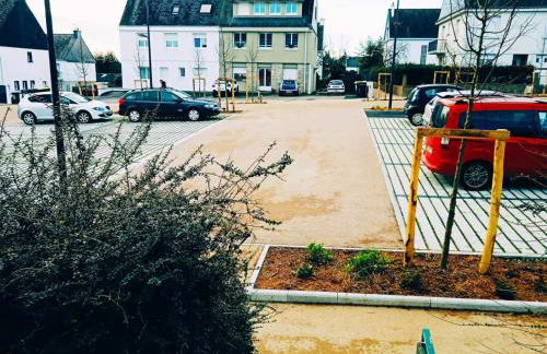 Superbe T3 terrasse et jardin centre bourg - Photo 24