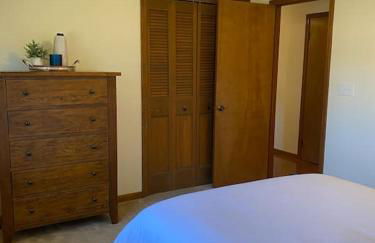 Dave & Susie's Place Across from Notting Hill Farm! - Foto 6