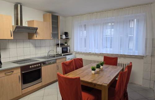 Big City Apartment Krefeld with Balcony - Foto 9