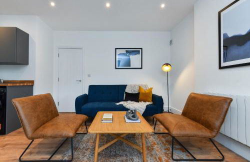 Charming 2Bed Flat - Spacious & Prime Location - Foto 3