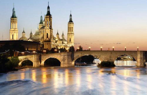 Zaragoza y sus 2 catedrales - Foto 1