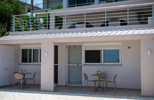 TSABAS BEACH SIDE APARTMENTS ΤΣΑΜΠΑΣ Παραλιακά διαμερίσματα 3 - Foto 13