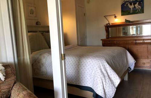 Impressive Cabin with a Pool and Hot Tub Ideal for Weekend Getaways in the Catskills - Foto 5