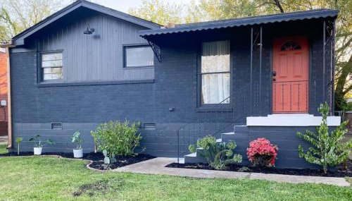 Mid-Century Modern Home Near Downtown with Free Parking - Foto 5