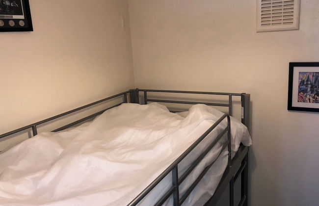 Stunning Beach Front Apartment in Caswell Swansea - Photo 2