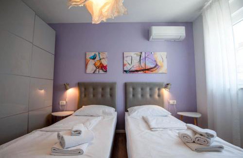 Villa Lumaka Sun - Amazing Home In Brodarica with 4 Bedrooms, Wifi, Outdoor Swimming Pool and Heated Swimming Pool - Photo 25