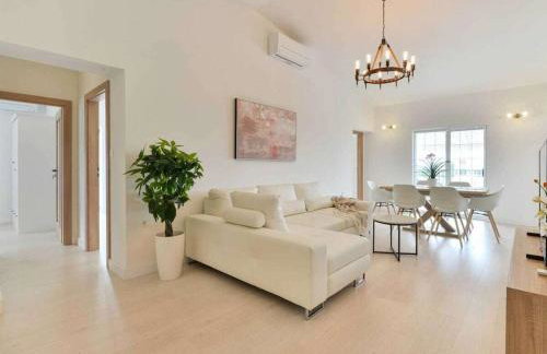 Luxury Villa Maria with large pool - Foto 28