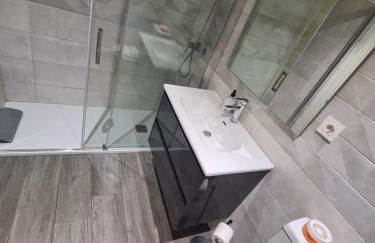 Dos Torres Frodo - Parking privado gratis - Foto 22