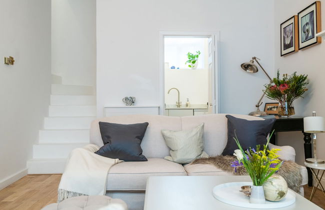 Classic Belgravia Home by Victoria Station by Underthedoormat - Photo 15