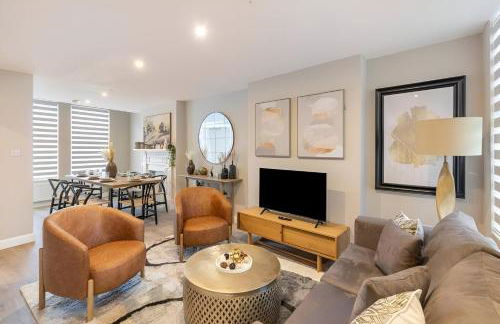 Earthy Elegance Stylish 4BR for Urban Escapes - Foto 7