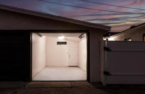 Luxury Oasis in Culver City! Free parking and Jacuzzi - Foto 41