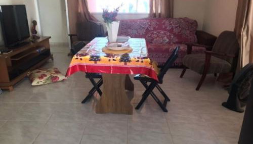 Linda casa com piscina - Foto 2