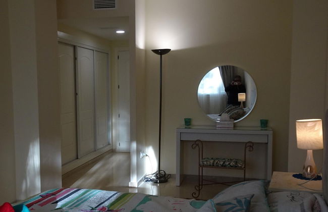 Elviria 2-bed Apt, Sleeps 4, Pool, 20m to Beach - Foto 6