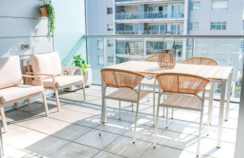 Panoramic terrace 16th floor Private Parking - Foto 15