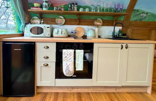 Romantic Rural Break In Countryside Castle Grounds Private Retreat Wizards Rest - Foto 18