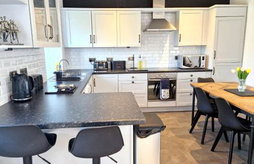 Very Spacious, Great location. Castle and Sea view - Foto 35