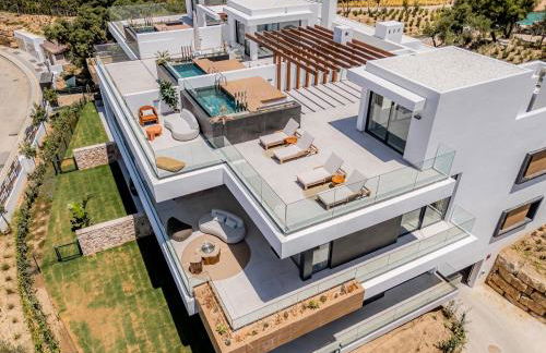 Villa Vida - Luxury Panorama Seaview Penthouse in Organic-Boho Design with Pool, Gym, Spa - Photo 36