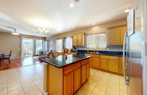 NEW! Stunning Peaceful Peoria Home - Very Close to Sports Complex - Foto 13
