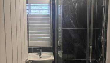 Double Room Ensuite in Croydon Family Home - Foto 4, Shower