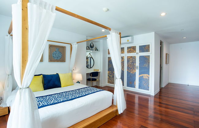 Benviar Tonson Residence - Photo 24