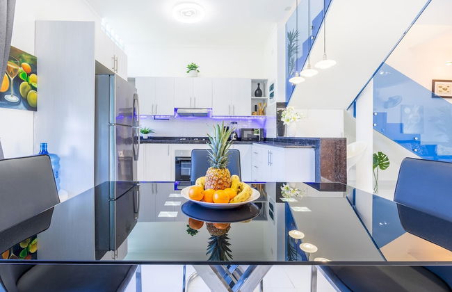 New Stylish 3BR Villa With Private Pool Terrace - Foto 27