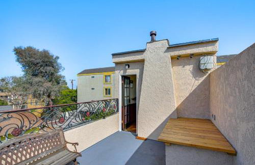 1 Mi to Ocean! Home with Rooftop Deck in Long Beach - Foto 13