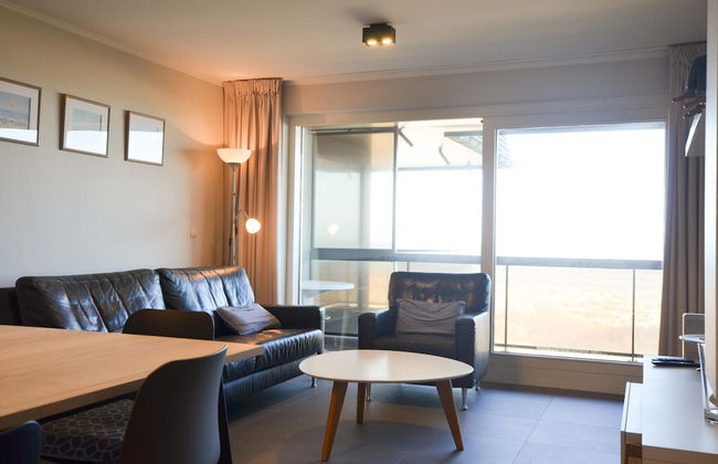 Apartment in Oostduinkerke With Sea View - Photo 1