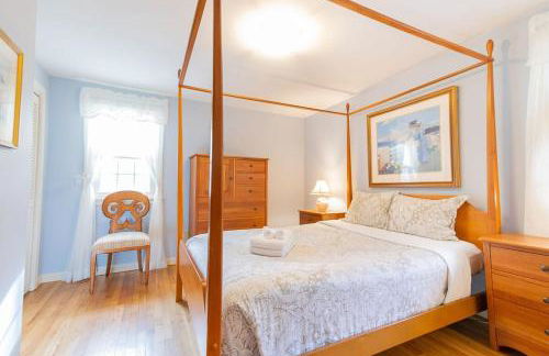 Spacious Home by Beach Dog Welcome - Photo 16