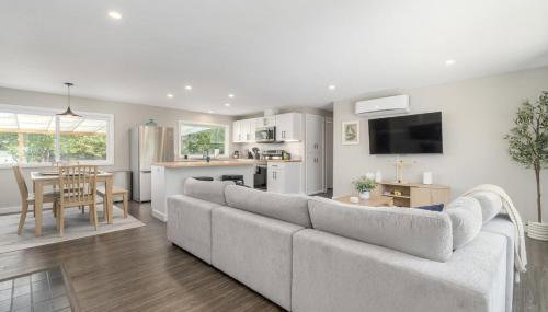 Charming Eugene Bungalow - Photo 1