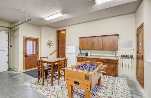 Silver Lake Estate - Private Beach - Hot Tub - Arcades - Foto 39