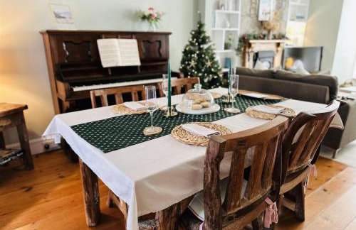 Spacious, seaside, Victorian home "Bay View Terrace", Penzance - Photo 50