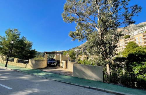 Altea Hills 3BR House with Private Garden - Photo 12