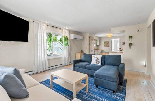 Walk to the Beach! - Free Parking - Fire Pit - Photo 33