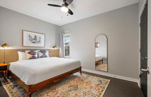 South Lamar Stay - Pickleball, Sauna & Cold Plunge - Photo 13