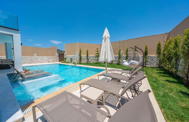 Luxury 4-bed Villa With Private Pool and Jacuzzi - Foto 30