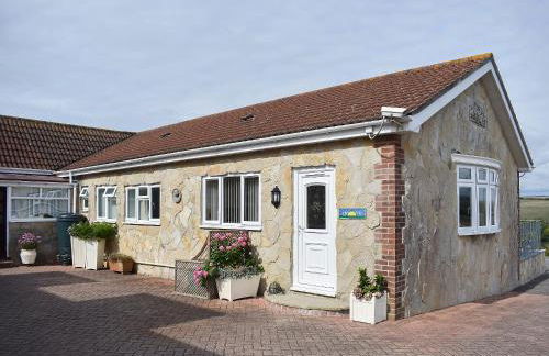 Sunset Cottage - Photo 1