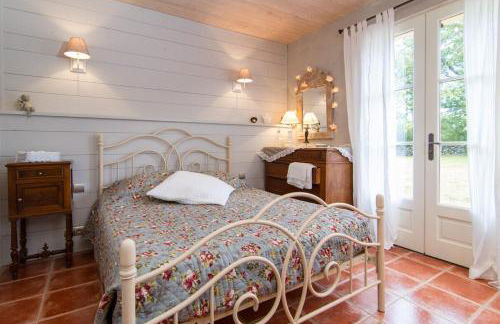 Du Levant au Couchant - 2 gîtes mitoyens à Caylus - Piscine - Jardin - 5 chambres - 12 personnes - 5 minutes du village médiéval - Foto 10