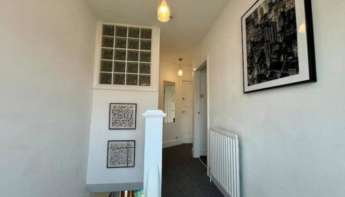 8min to City, Hot Tub House, Fire Pit, Free Parking - Photo 5